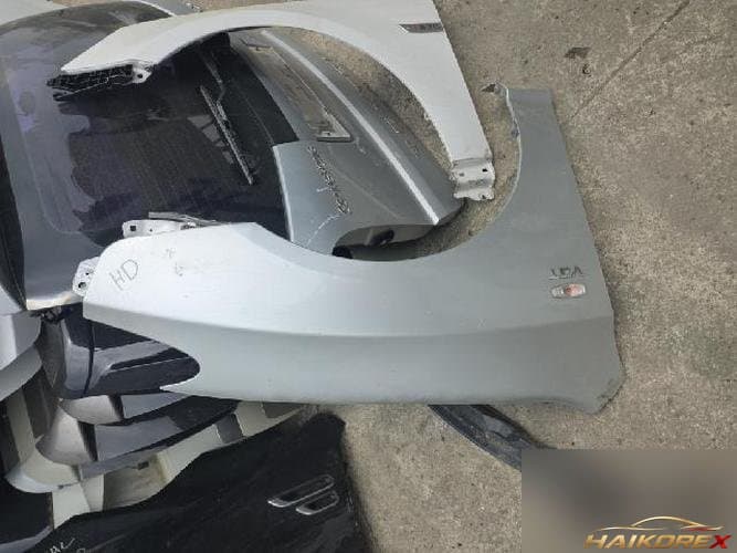 Hyundai Avante 2008 — крыло правое