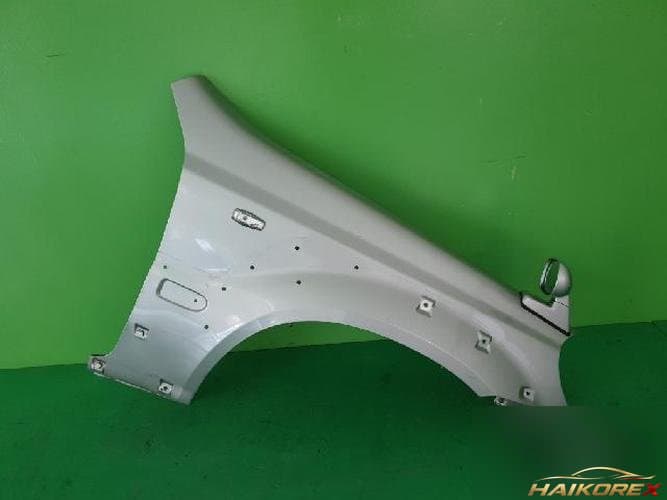 Hyundai Terracan 2002 — крыло правое 66320 H1930
