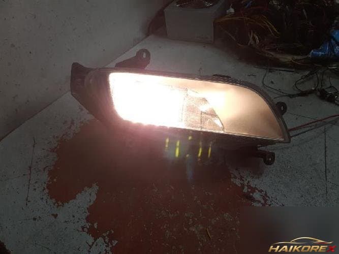 Hyundai Grandstarex 2012 — противотуманная фара правая 92202-4H000
