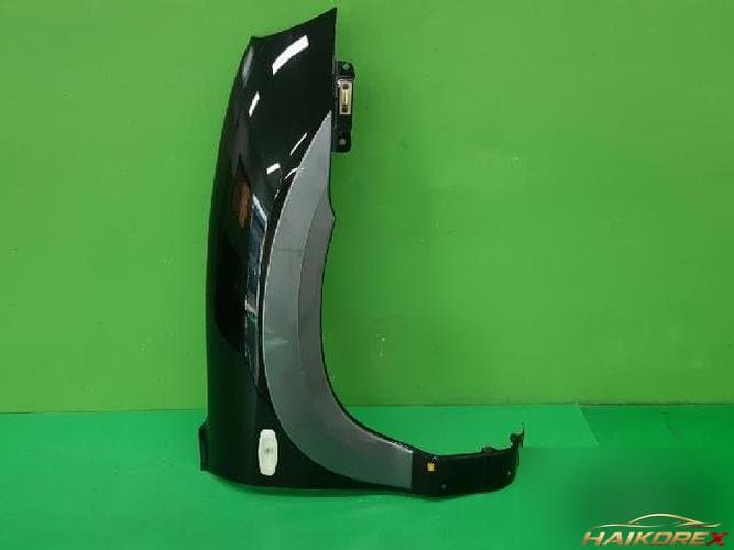 Hyundai Santa Fe 2003 — крыло правое 66321 26030