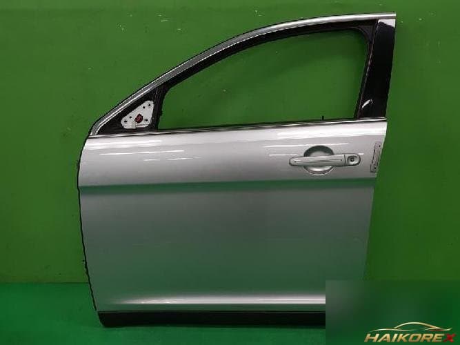 Ford Taurus 2010 — передняя дверь левая