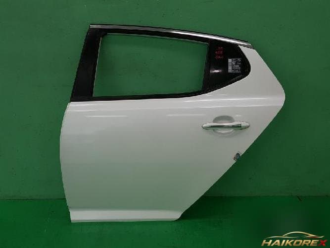Kia K5 2011 — дверь задняя левая 770032T000