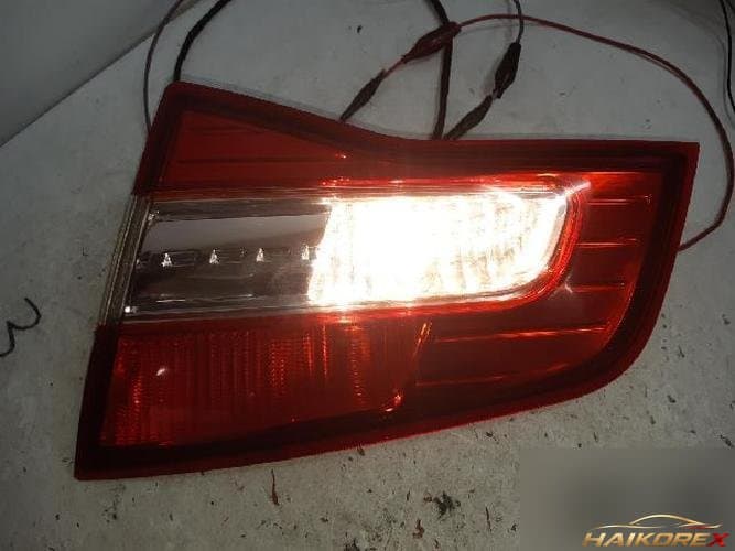 Renault QM5 2008 — фонарь задний внутренний правый