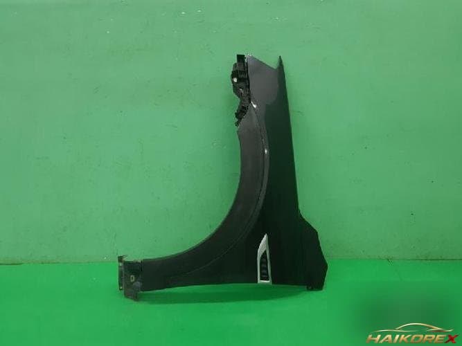 Chevrolet Captiva 2012 — крыло левое 42532165