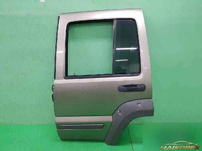 Jeep Grand Cherokee 2005 — задняя дверь левая