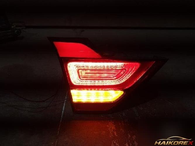 Kia K9 2013 — задний фонарь левый внутренний 92403-3T000