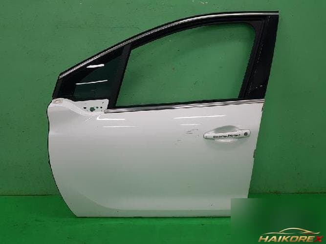 Peugeot 208 2014 — передняя дверь левая