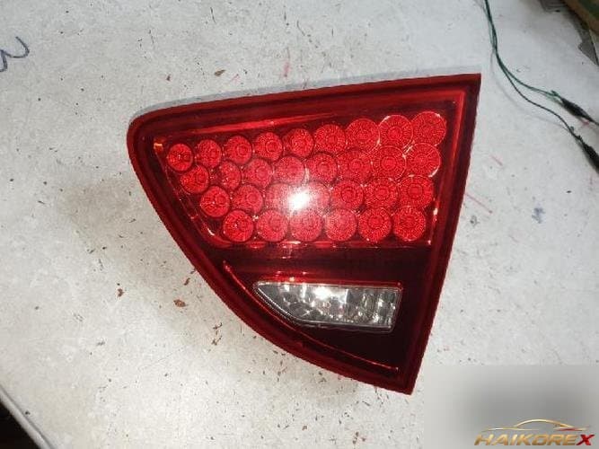Hyundai Veracruz 2009 — фонарь задний внутренний правый 92406-3J100