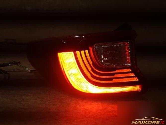 Kia Stonic 2019 — фонарь задний левый (наружный) 92401-H8500