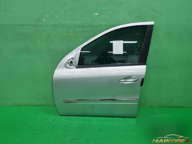 Mercedes M-Class 2006 — передняя дверь левая