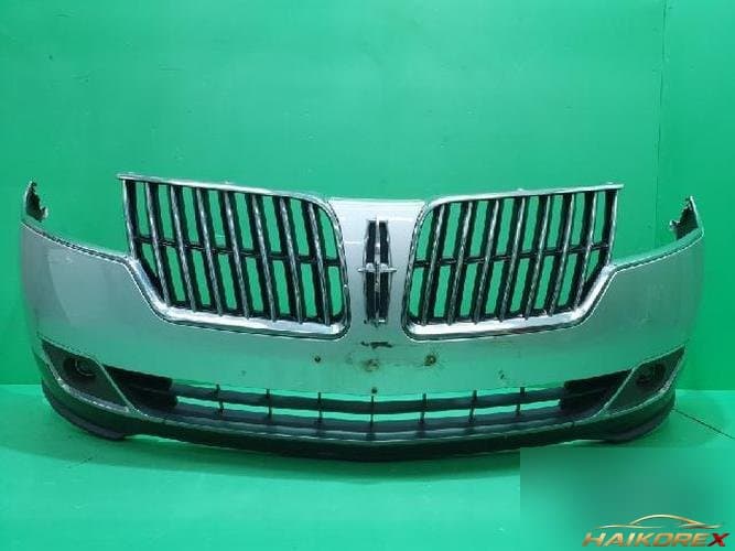 Ford MKZ 2010 — передний бампер
