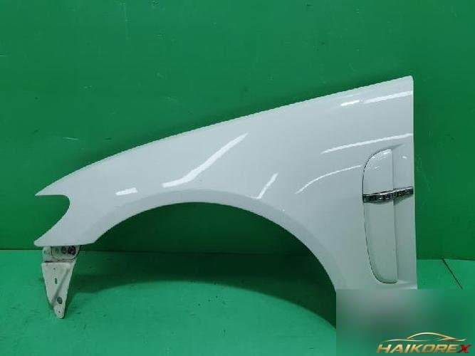 Jaguar XF 2009 — крыло левое
