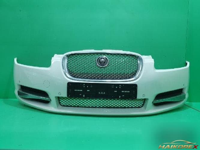 Jaguar XF 2009 — передний бампер