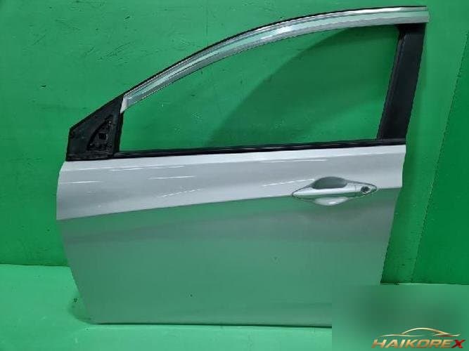 Hyundai Accent 2014 — передняя дверь левая