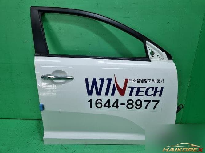Kia Sportage 2012 — передняя дверь правая