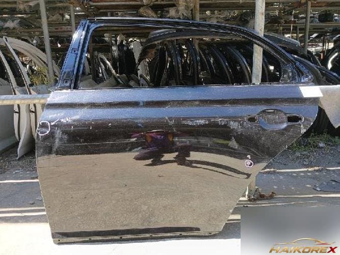 Genesis G90 2019 — дверь задняя левая