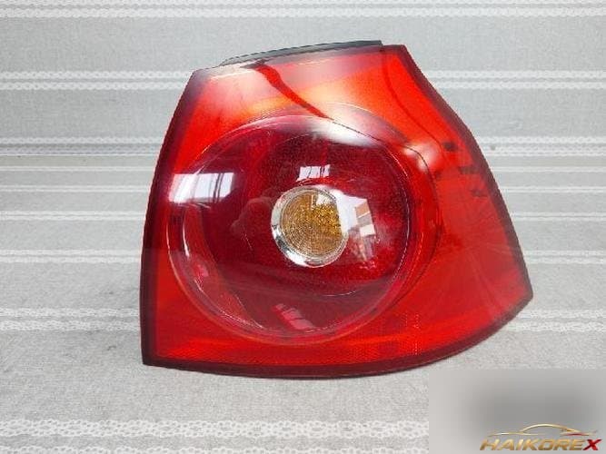 Volkswagen Golf 2005 — комбинированный фонарь (задний) правый