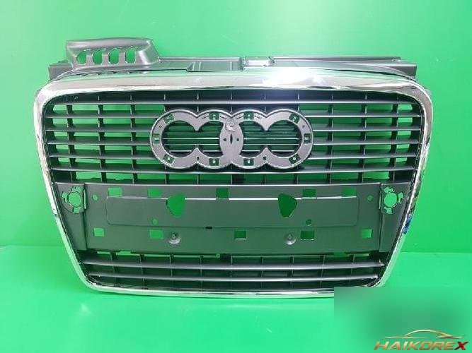 Audi A4 2008 — решетка радиатора