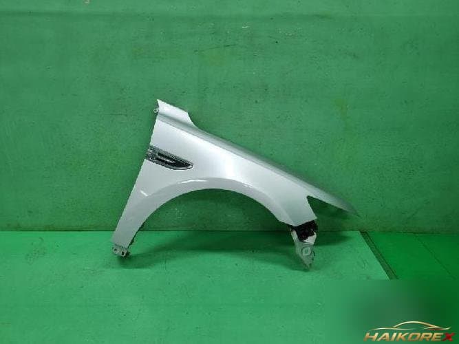 Ford Taurus 2010 — крыло правое