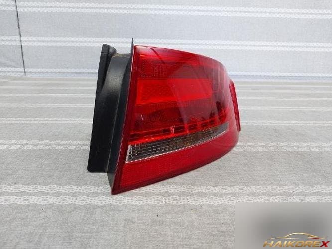 Audi A4 2009 — комбинированный фонарь задний правый