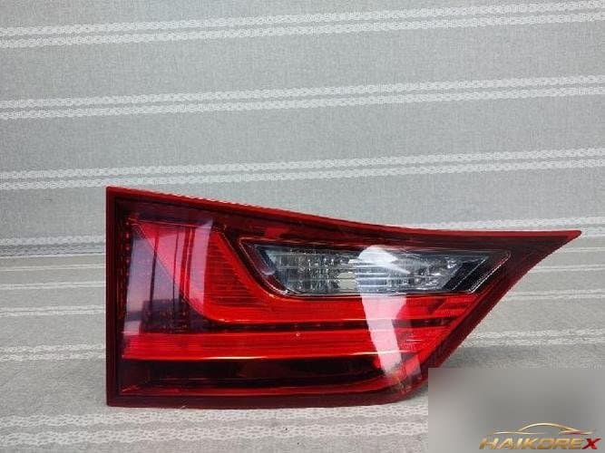 Lexus GS 2013 — накладка задней двери левая
