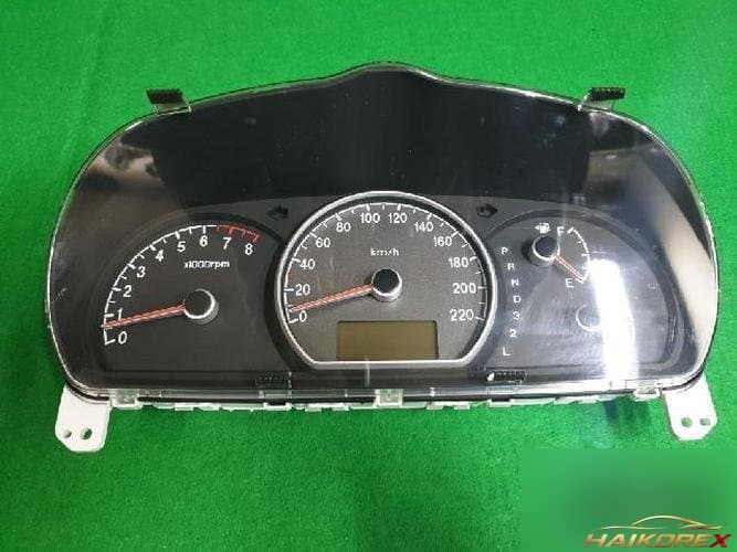Hyundai Avante 2007 — приборная панель 940032H025