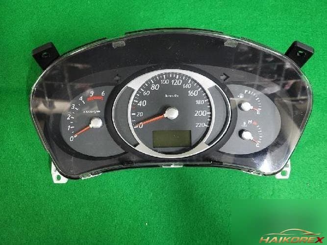 Hyundai Tucson 2004 — приборная панель 94013-2E082