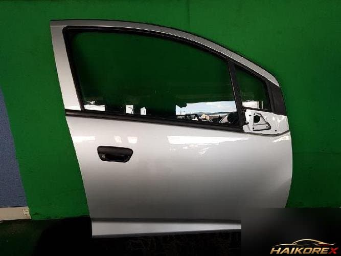 Chevrolet Spark 2012 — передняя дверь правая 5