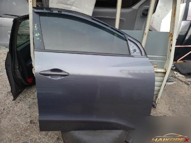 Hyundai Tucson 2010 — передняя дверь правая
