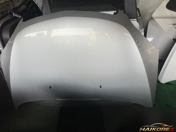 Chevrolet Orlando 2012 — капот