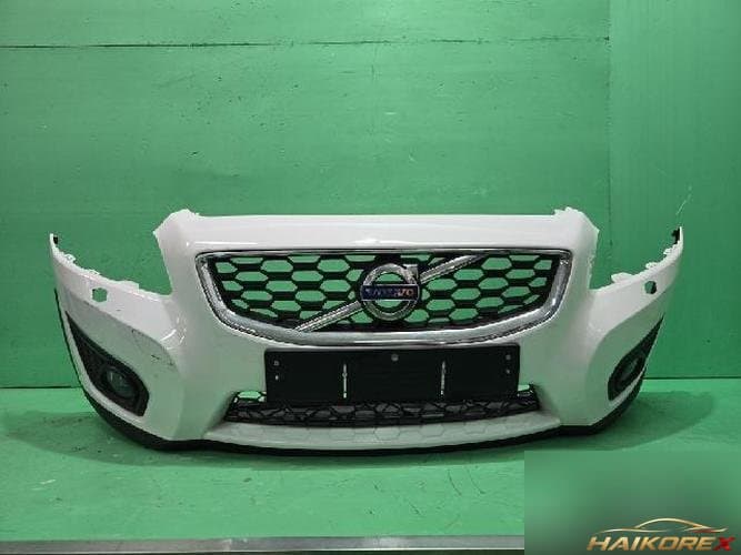 Volvo C30 2010 — передний бампер 880012955