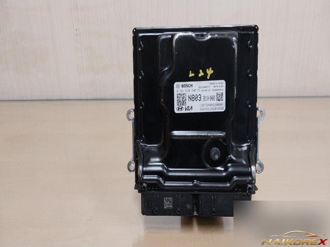 Hyundai Grandeur 2023 — блок управления двигателем ECU 391103N803