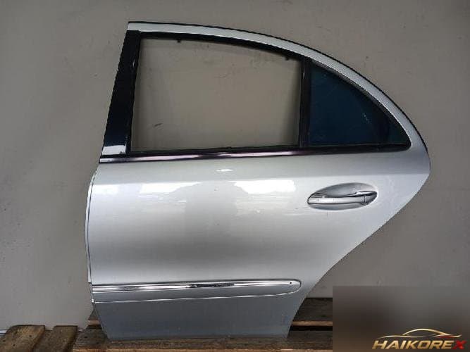 Mercedes-Benz E-Class 2006 — дверь задняя левая