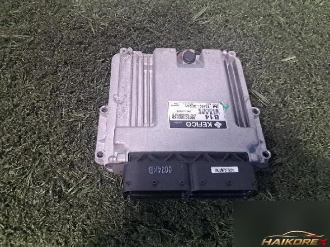 Hyundai Grandeur 2014 — блок управления двигателем ECU 391093CGA1