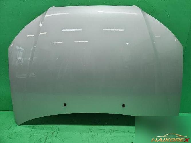Hyundai Avante 2010 — капот