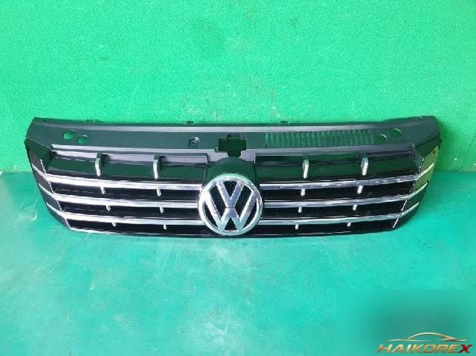 Volkswagen Passat 2015 — решётка радиатора