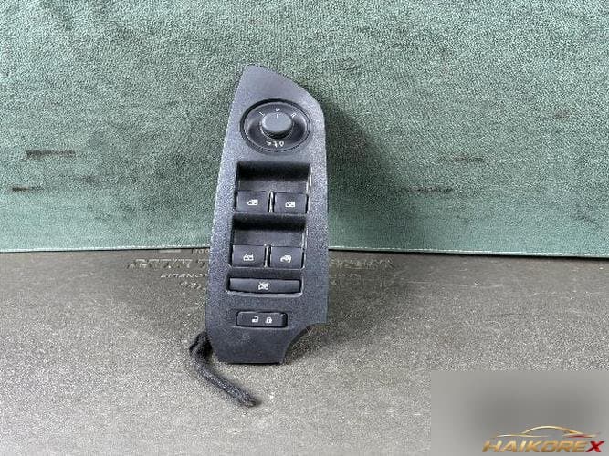 Chevrolet Trax 2016 — выключатель электростеклоподъёмника 465878