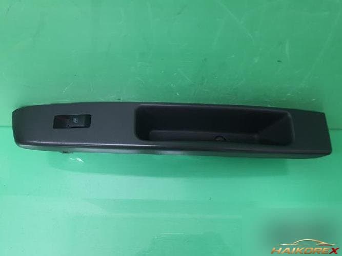 Chevrolet Spark 2012 — кнопка стеклоподъёмника водителя