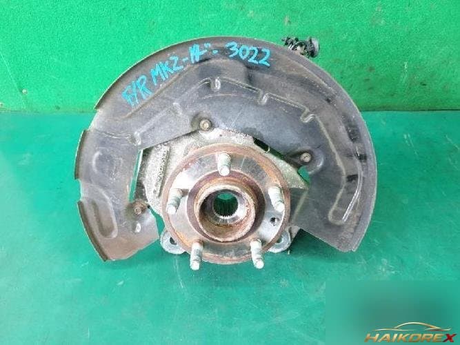 Ford MKS 2014 — передний суппорт правый DE9Z-3K185-A