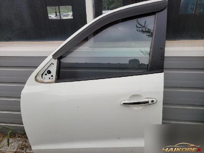 Hyundai Santa Fe 2006 — дверь передняя левая