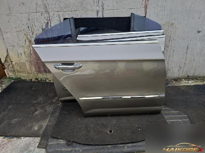 Volkswagen CC 2009 — дверь задняя правая