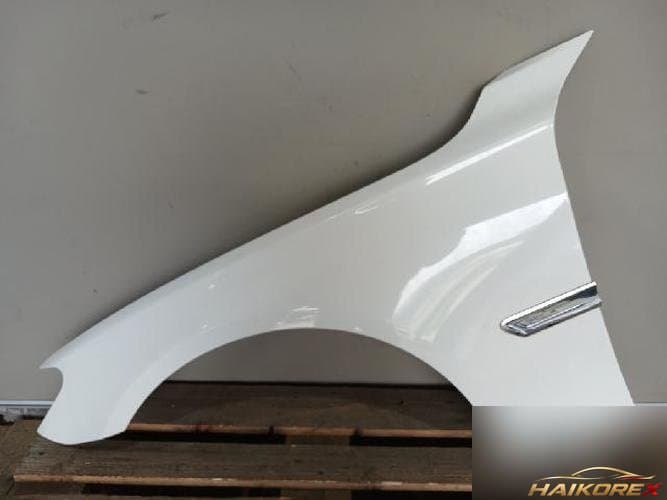 BMW 7 Series 2013 — крыло левое
