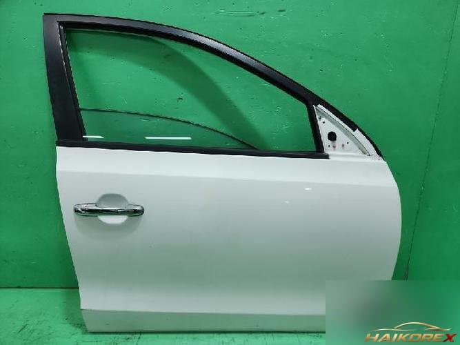 Hyundai i30 2010 — передняя дверь правая