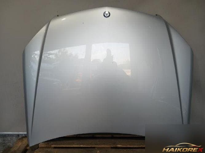 Mercedes-Benz C-класс W204 2011 — капот