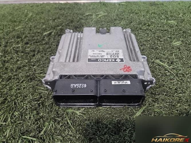 Hyundai Avante 2013 — блок управления двигателем ECU 39110-2BAA8