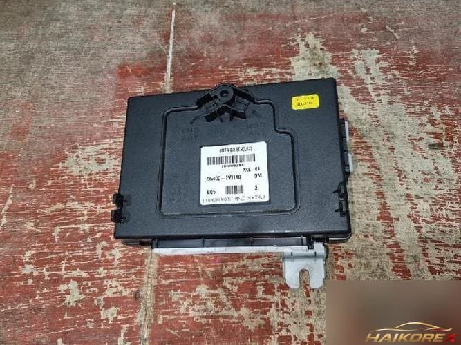 Hyundai Santa Fe 2012 — блок управления BCM (ETACS) 95400-2W140