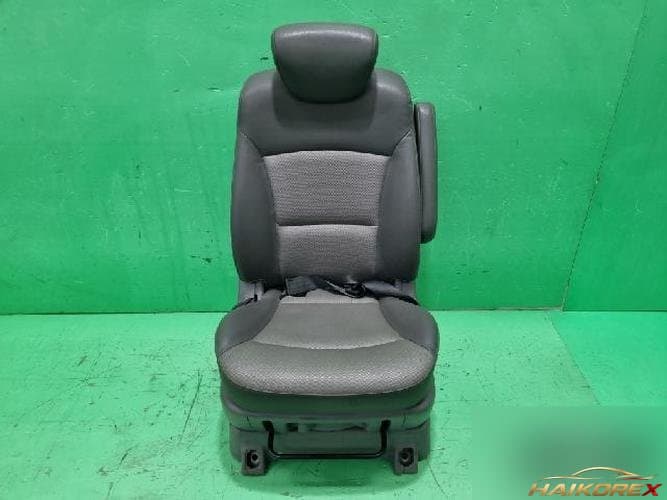 Hyundai Grand Starex 2008 — сиденье 7-местное, 2-й ряд, пассажирское
