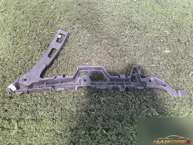 Land Rover Range Rover 2010 — кронштейн AH32-17A881