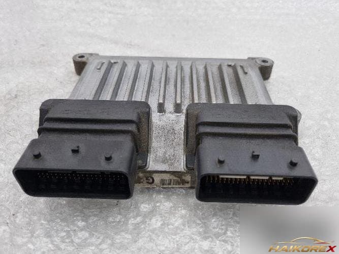 Hyundai Grandeur 2009 — блок управления двигателем ECU 39111-3E183