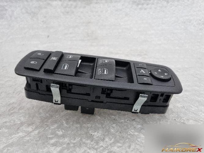 Chrysler 300 2012 — переключатель стеклоподъёмника водителя 56046826AC